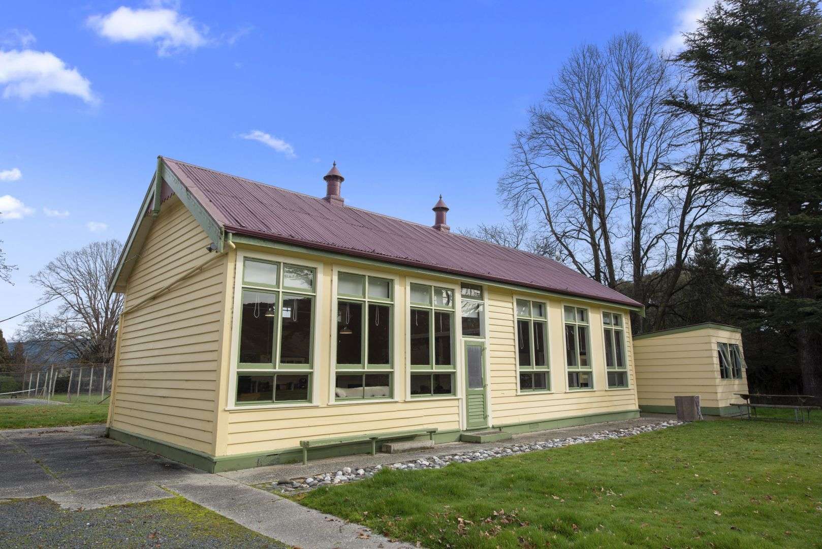 Beaumont School Holiday Home
